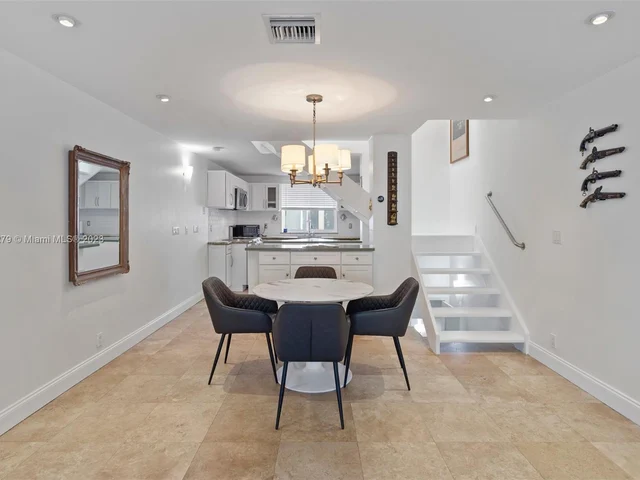 325 Meridian Ave # 5, Miami Beach FL 33139