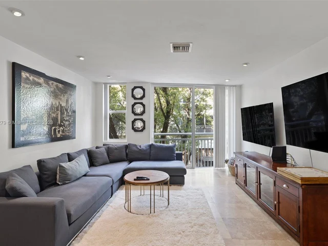 325 Meridian Ave # 5, Miami Beach FL 33139