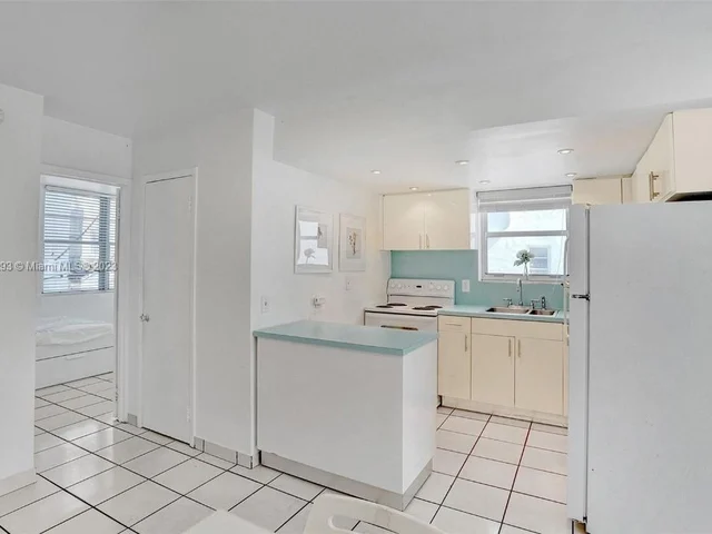 701 Collins Ave # 1F, Miami Beach FL 33139