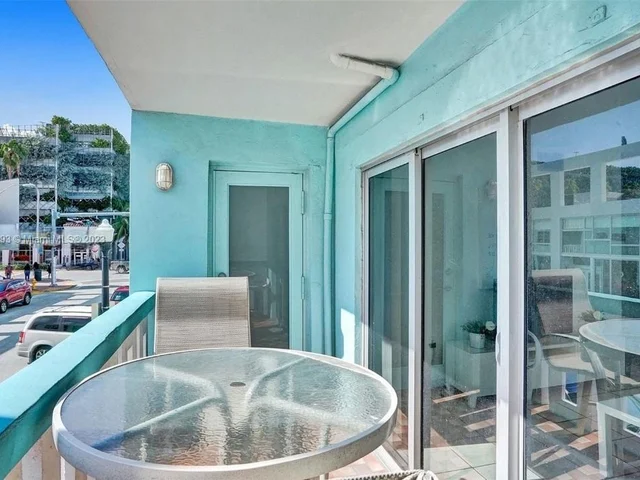 701 Collins Ave # 1F, Miami Beach FL 33139