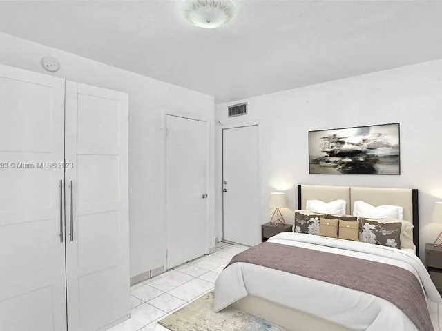 701 Collins Ave # 1F, Miami Beach FL 33139