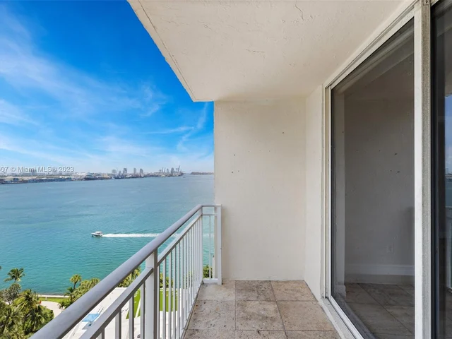 770 Claughton Island Dr # 1703, Miami FL 33131
