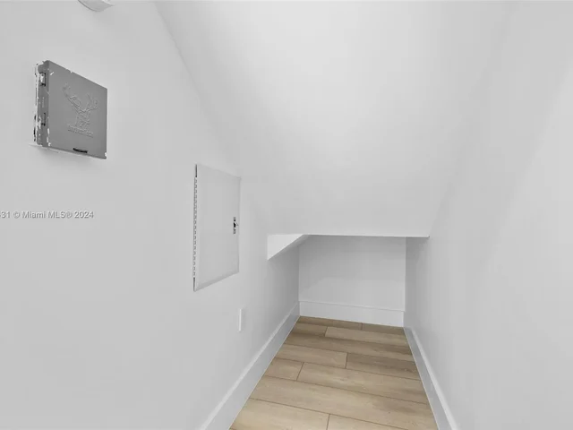 8914 SW 25th St, Miami FL 33165