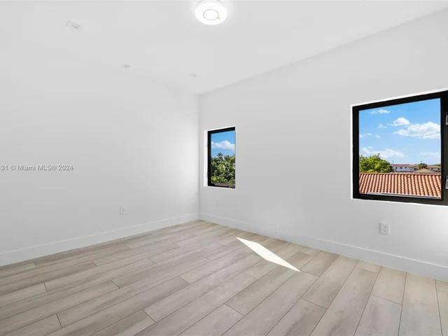 8914 SW 25th St, Miami FL 33165