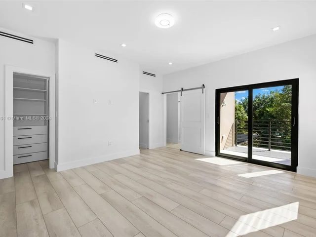 8914 SW 25th St, Miami FL 33165