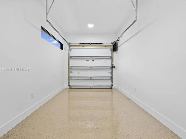 8914 SW 25th St, Miami FL 33165