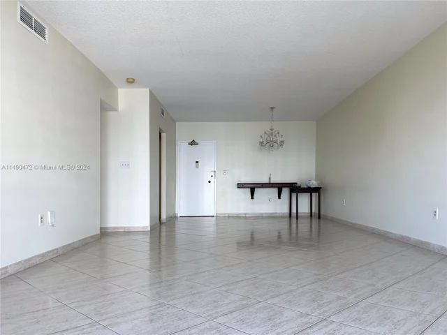 1985 S Ocean Dr # 14H, Hallandale Beach FL 33009