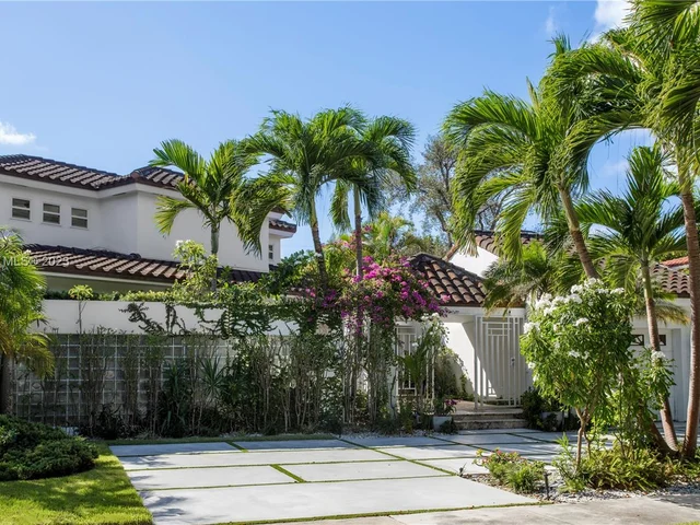 130 SW 24th Rd, Miami FL 33129