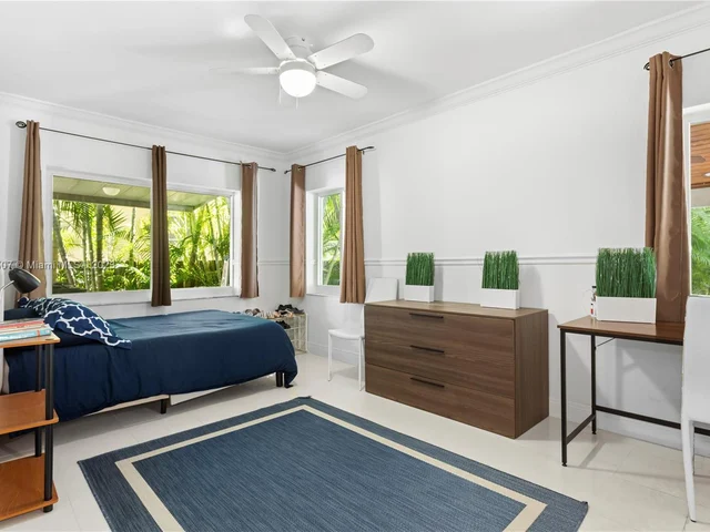 130 SW 24th Rd, Miami FL 33129