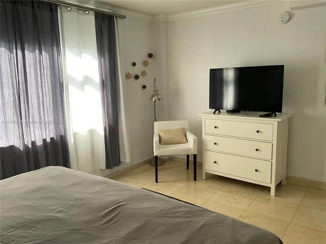 9195 Collins Ave # 304, Surfside FL 33154