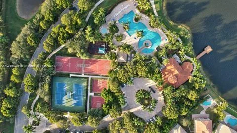 5068 SW 170th Ave, Miramar FL 33027