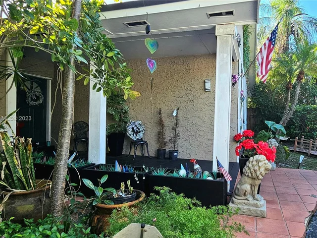 7624 SW 178th Ter, Palmetto Bay FL 33157