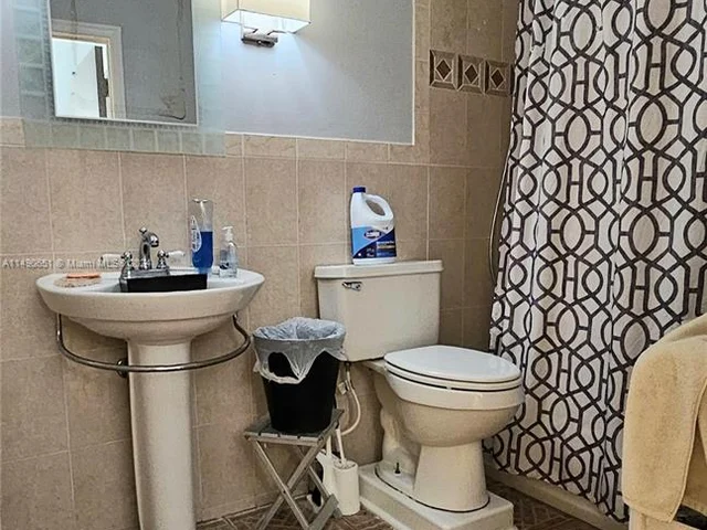 7624 SW 178th Ter, Palmetto Bay FL 33157