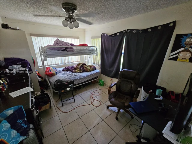 395 SW 64th Ter, Margate FL 33068