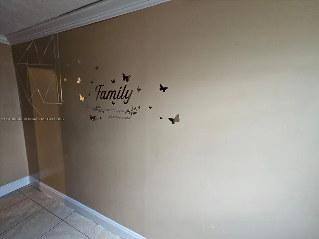 7999 NW 3rd Pl, Margate FL 33063