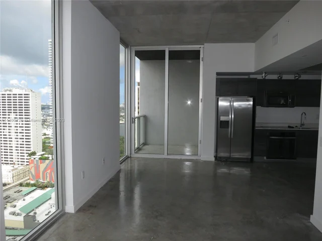 151 SE 1 St # 2804, Miami FL 33131