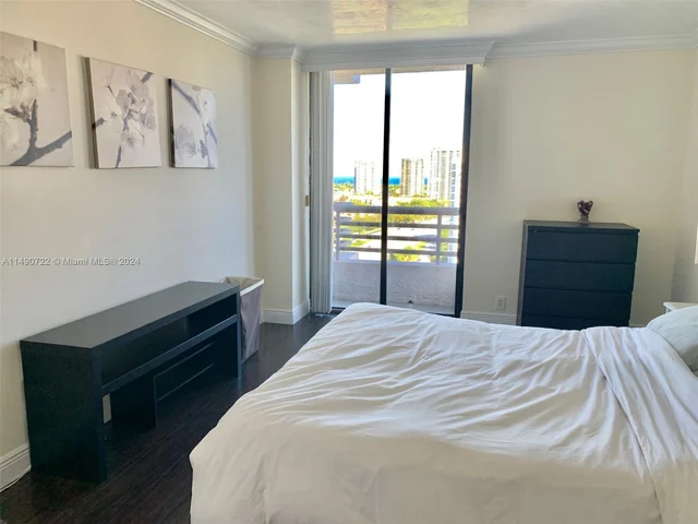 3300 NE 191st St, Aventura FL 33180