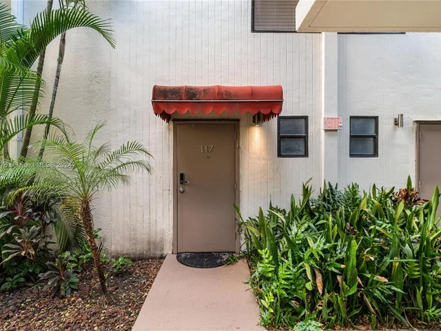 20341 NE 30th Ave # 6, Aventura FL 33180