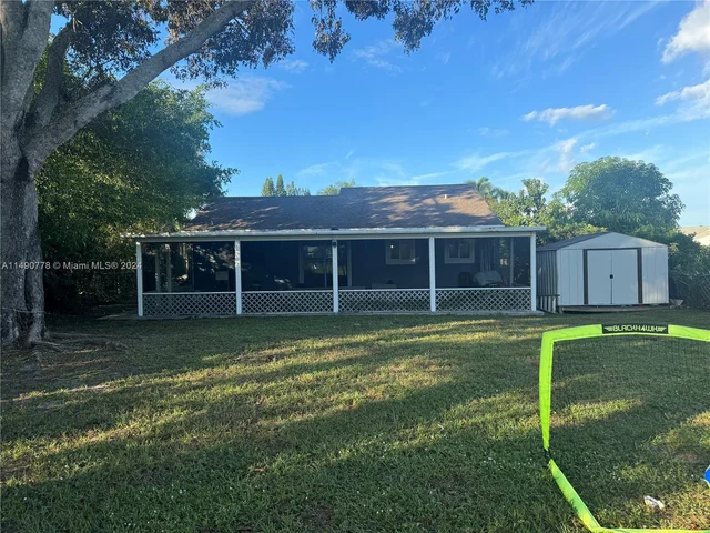 9091 Chrysanthemum Dr, Boynton Beach FL 33472