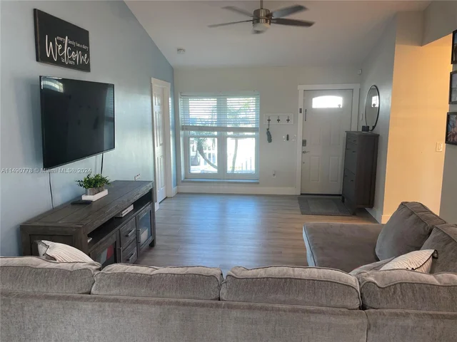 9091 Chrysanthemum Dr, Boynton Beach FL 33472