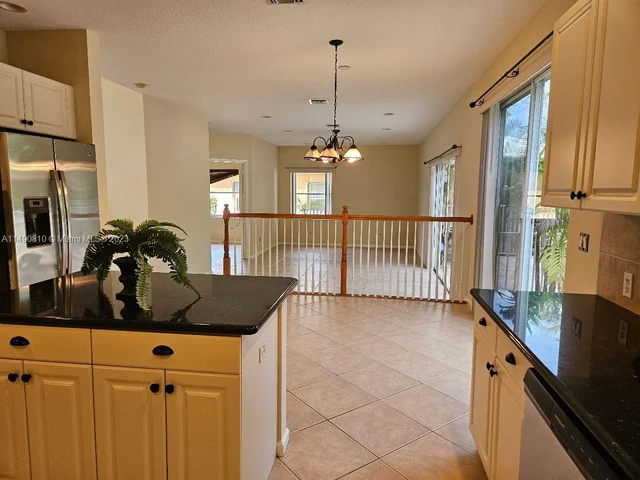 7535 Greenville Cir, Lake Worth FL 33467