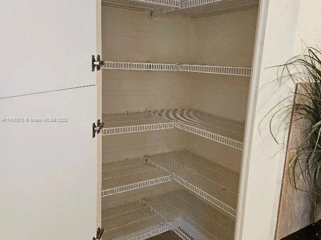 7535 Greenville Cir, Lake Worth FL 33467