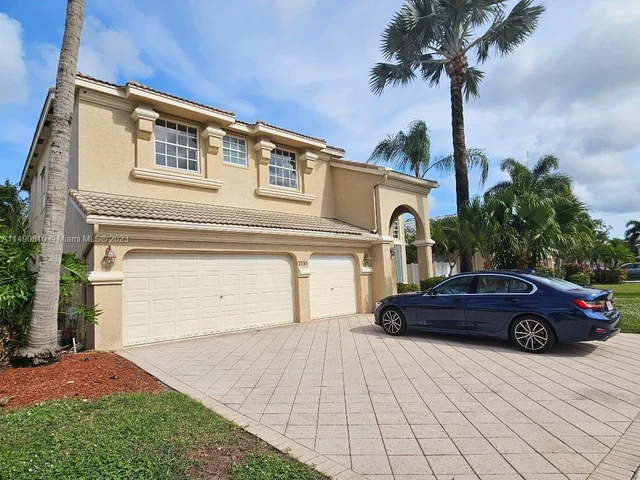 7535 Greenville Cir, Lake Worth FL 33467