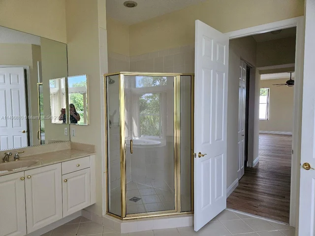 7535 Greenville Cir, Lake Worth FL 33467