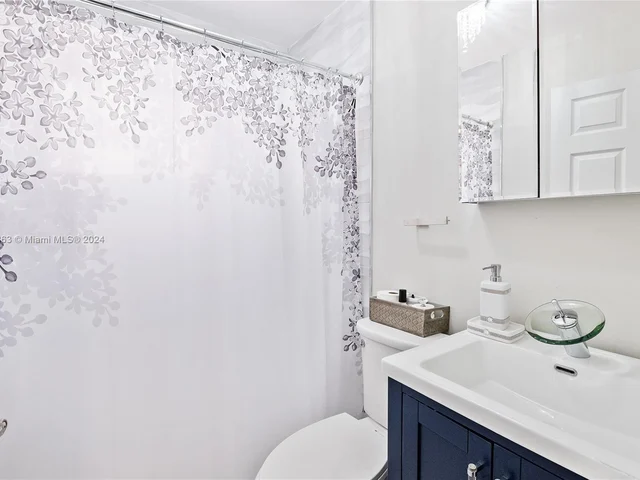 5819 SW 4th St # 2, Miami FL 33144