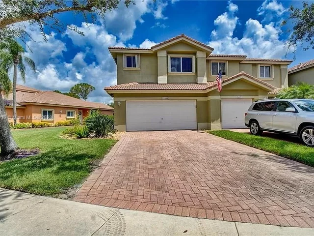 12625 NW 56th St, Coral Springs FL 33076