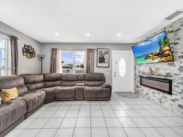 15900 NW 41st Ave, Miami Gardens FL 33054