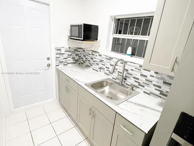 15900 NW 41st Ave, Miami Gardens FL 33054