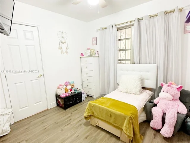 15900 NW 41st Ave, Miami Gardens FL 33054