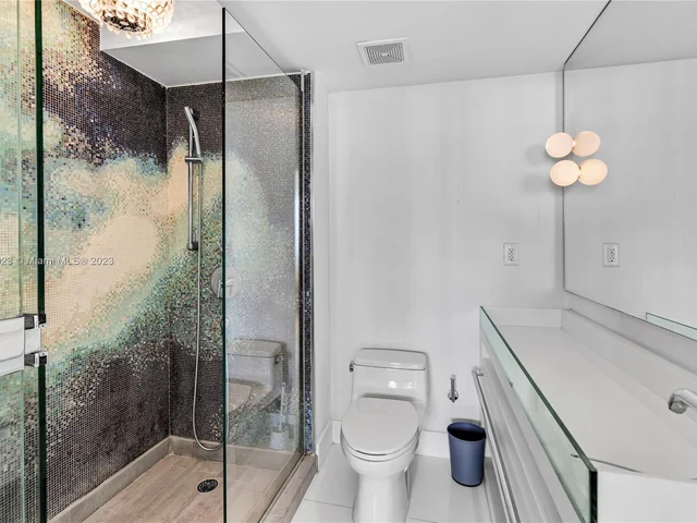 1100 West Ave # 1102, Miami Beach FL 33139