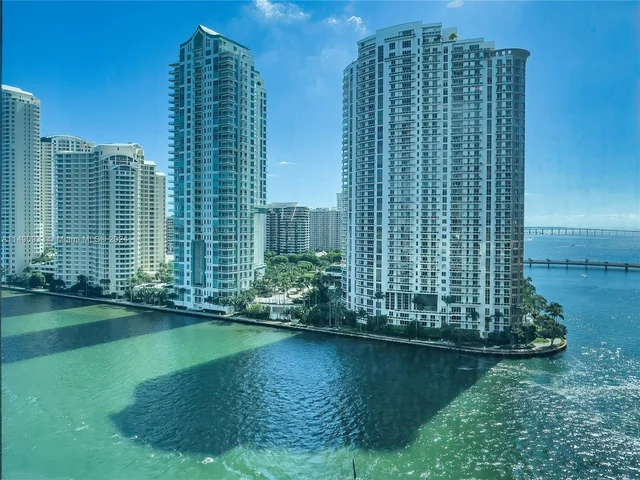 300 S Biscayne Blvd # 1210, Miami FL 33131