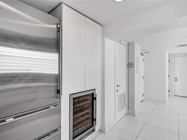 1100 West Ave # 1102, Miami Beach FL 33139