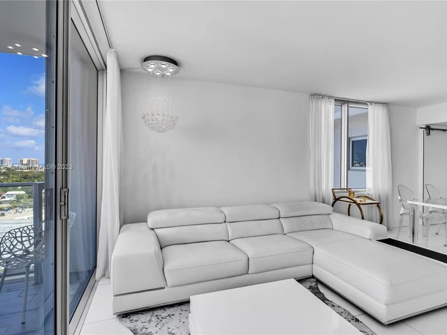 1100 West Ave # 1102, Miami Beach FL 33139