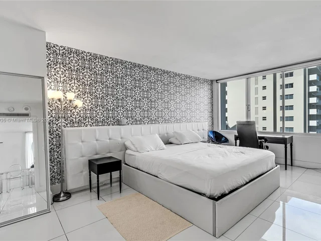 1100 West Ave # 1102, Miami Beach FL 33139