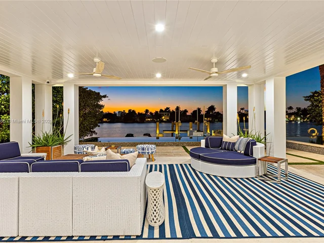 300 W Rivo Alto Dr, Miami Beach FL 33139