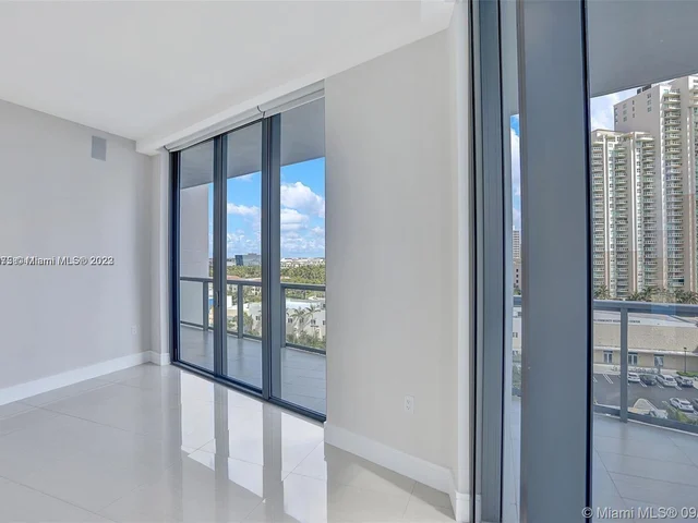 3250 NE 188th St # 608, Aventura FL 33180