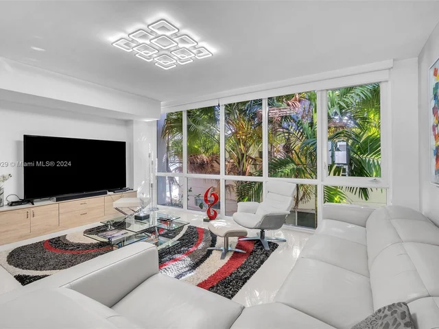 1000 99th St # 13, Bay Harbor Islands FL 33154