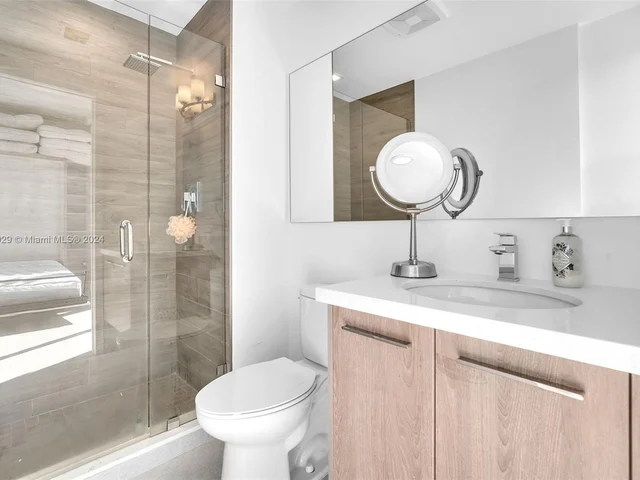 1000 99th St # 13, Bay Harbor Islands FL 33154