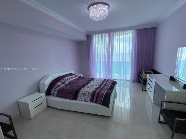 1945 S Ocean Dr # 2101, Hallandale Beach FL 33009