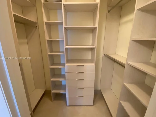 1945 S Ocean Dr # 2101, Hallandale Beach FL 33009