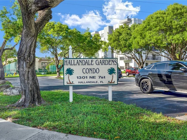 1301 NE 7th St # 408, Hallandale Beach FL 33009