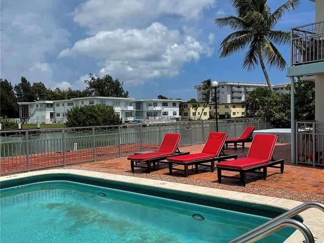 1239 Marseille Dr # 7, Miami Beach FL 33141