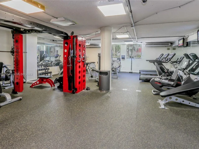 999 Brickell Bay Dr # 1801, Miami FL 33131