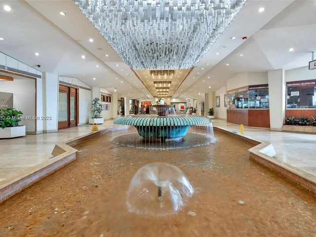 999 Brickell Bay Dr # 1801, Miami FL 33131