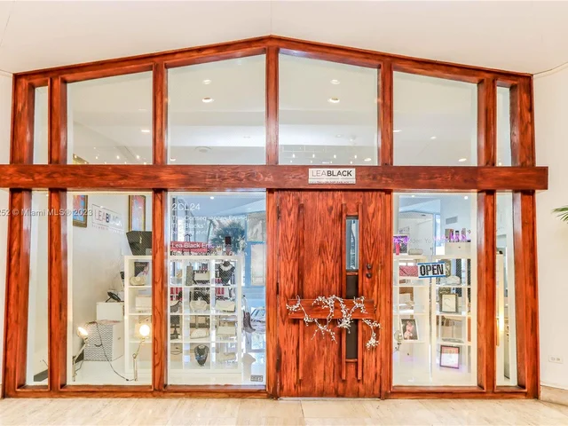 999 Brickell Bay Dr # 1801, Miami FL 33131