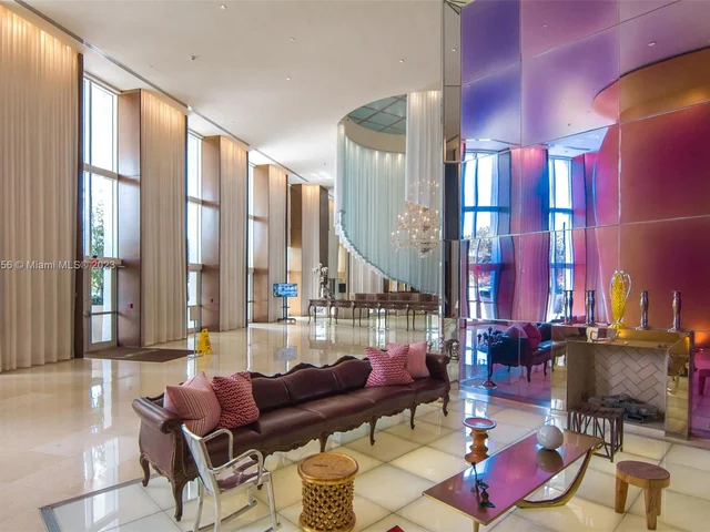 450 Alton Rd # 3008, Miami Beach FL 33139